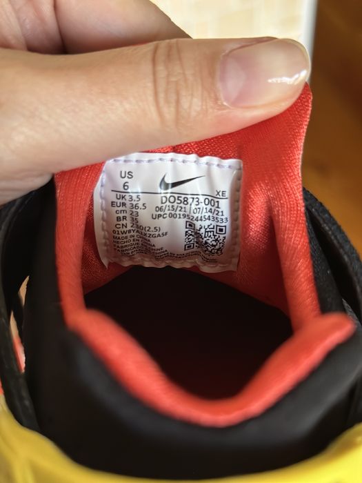 Nike Huarache Smile edition