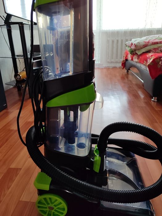 Продам моющий пылесос