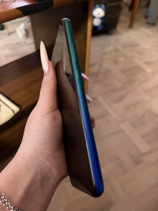 Телефон Huawei.