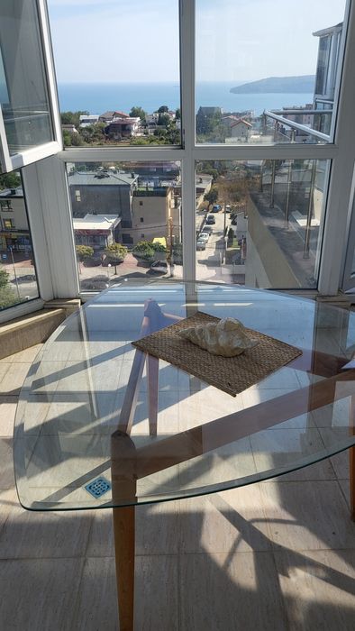 Луксозна стъклена маса Фантазия