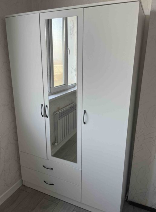 Шкаф продам для одежды