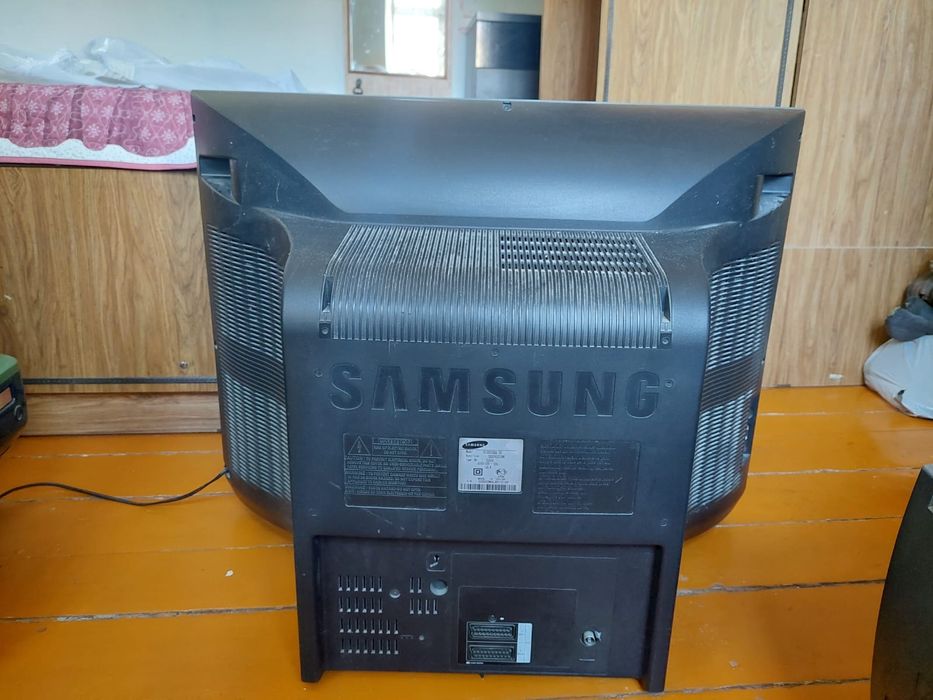 Телевизор Самсунг
