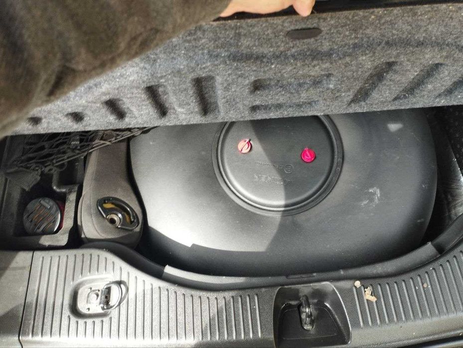 Продается срочно! TRACKER-1 PREMIER, 2019г.в., Синий