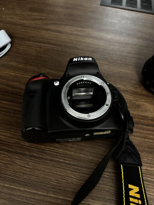 Бу фотоаппарат Nikon D5100