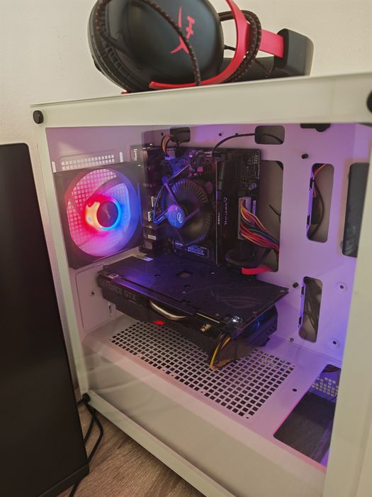 Vând PC GAMING I3 9100 32 GB RAM, Nvidia GeForce  gtx 1650 4 GB RAM