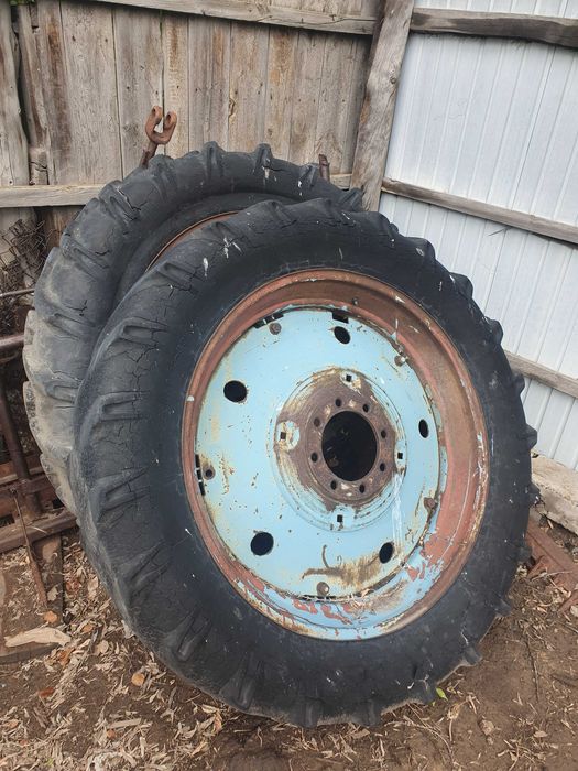Продам колеса (задние) на трактор Т 40