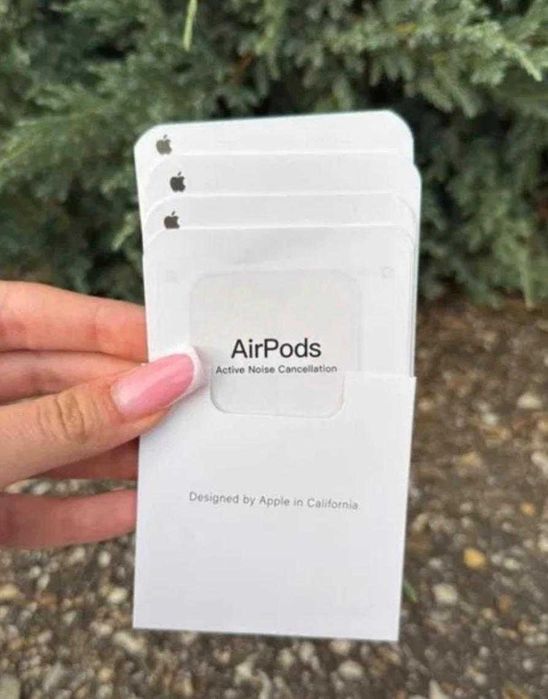 Casti Wireless AirPods 4 ANC / Noi, Sigilate / Livrare oriunde in 24 ore
