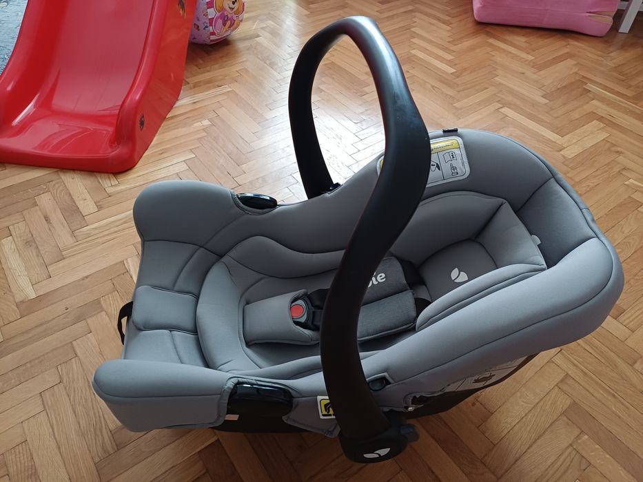 Scoica auto Joie