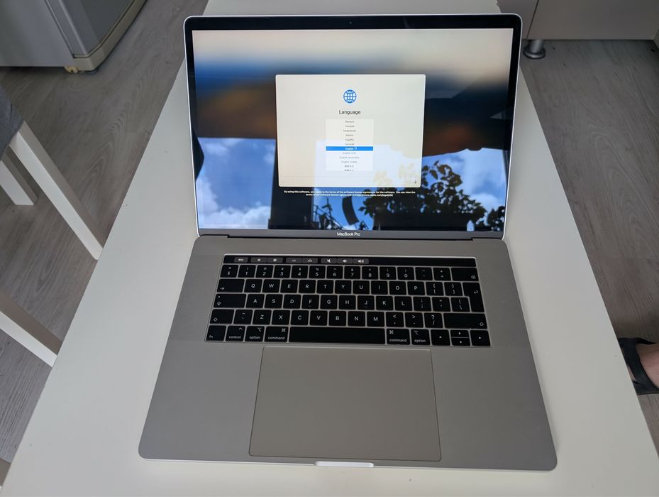 macbook pro 15 2019 • Anunturi gratuite • OLX.ro