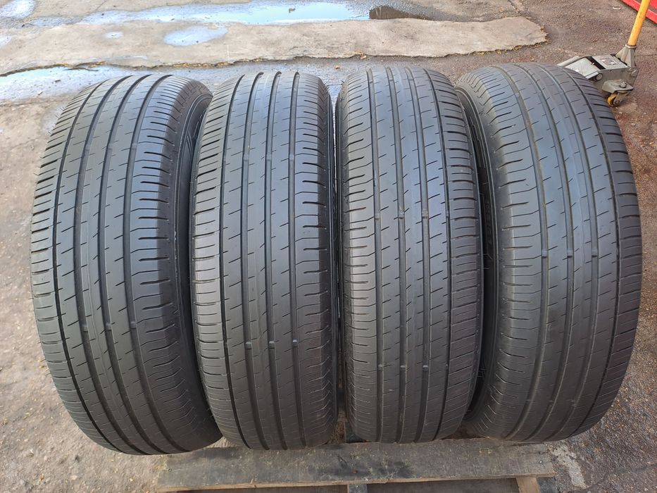 4бр. 205/70/16 Falken: Летни гуми за джип/ SUV