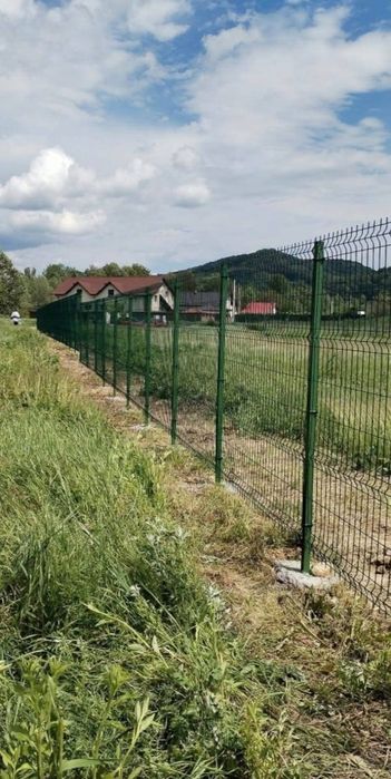 Garduri și porți din plasa bordurată