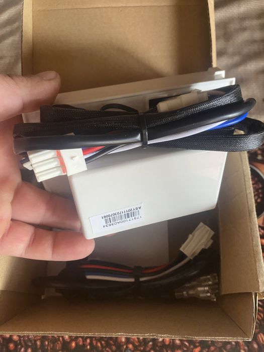 termostat cu fir Midea KJR-15B/E(P)