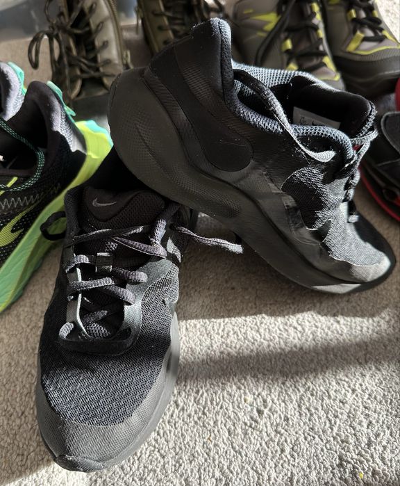 Спортни обувки, маратонки номер 32, 33 и 34