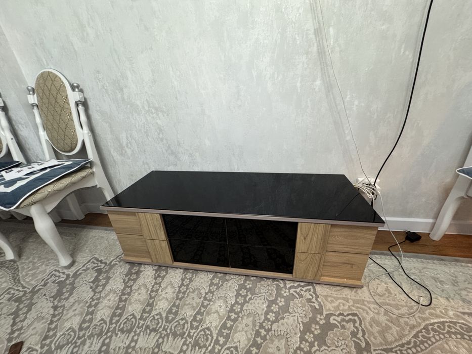 Тумба под телевизор