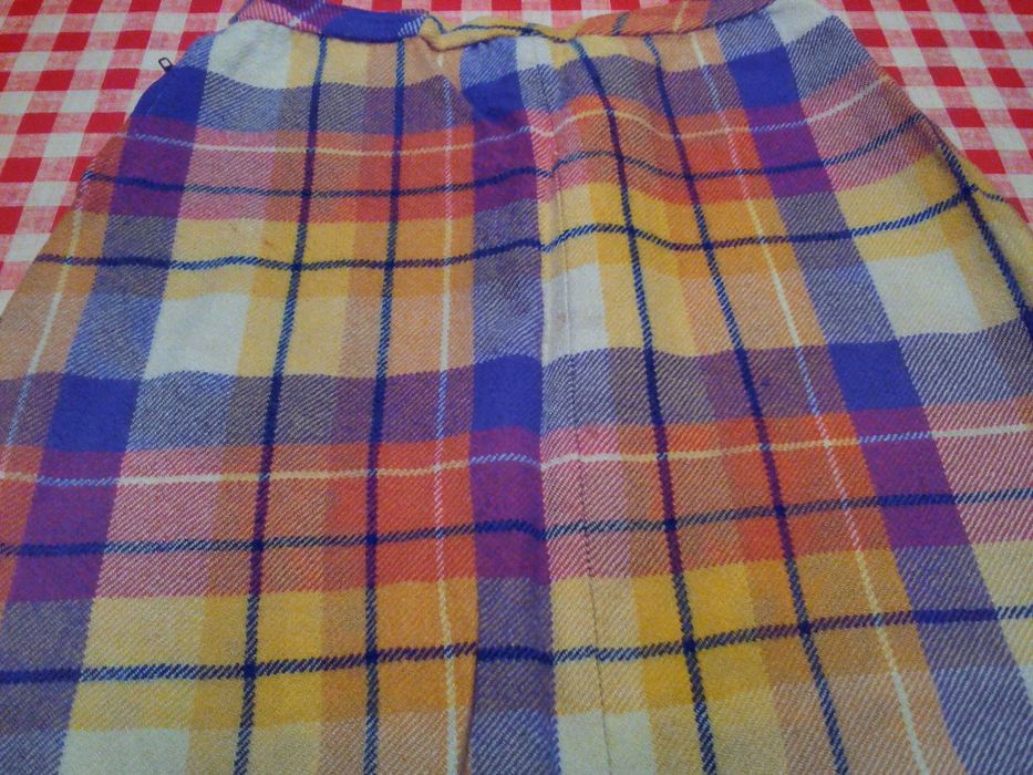 продавам стари детски дрехи