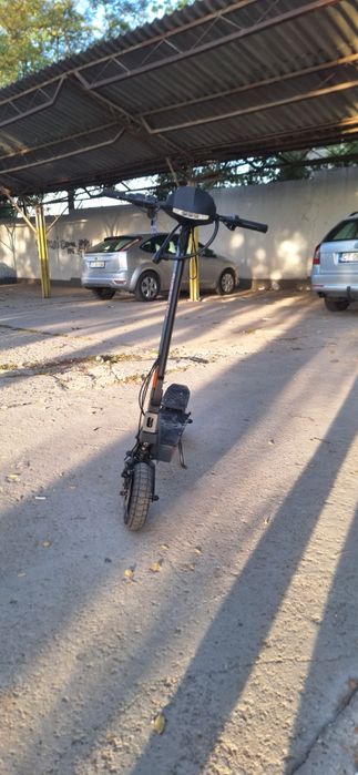 Vand trotineta electrica kukirin g2