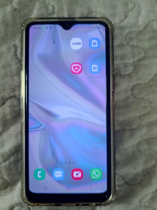 Продам телефон самсунг