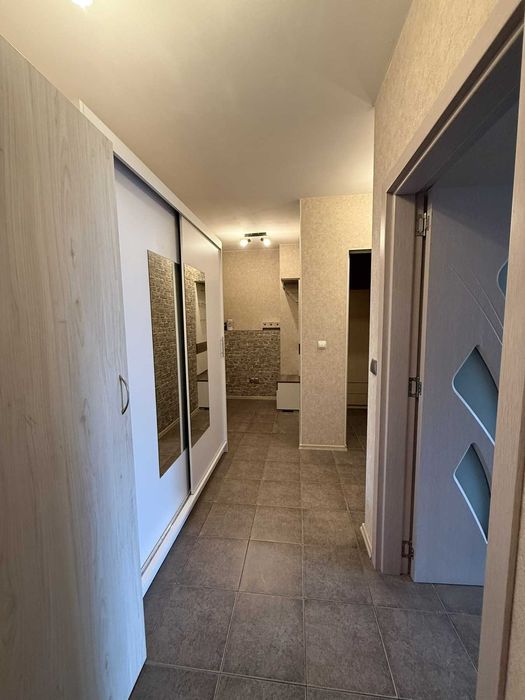 Даваме Под Наем Двустаен Апартамент В Изток