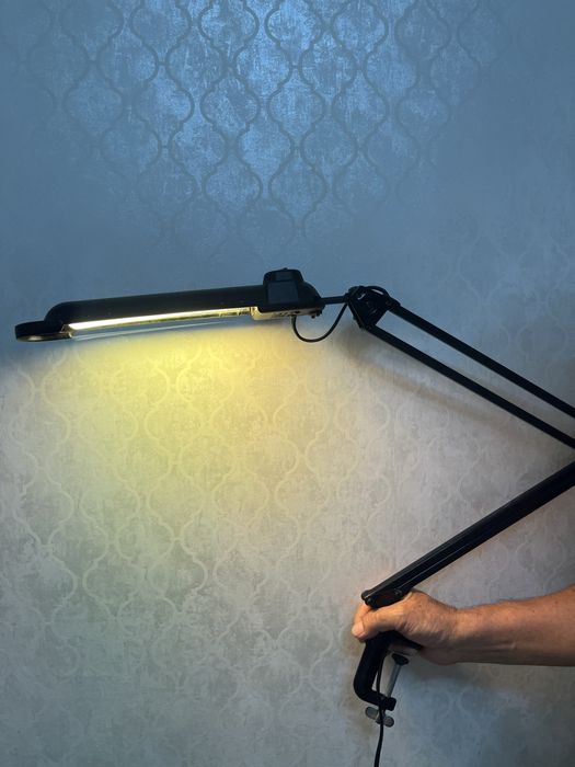 лампа настольная