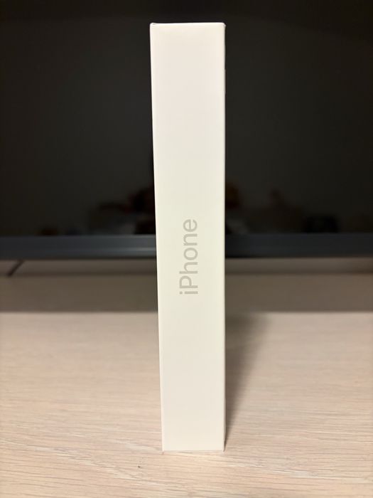 iPhone 17 256GB white nou sigilat Garanție