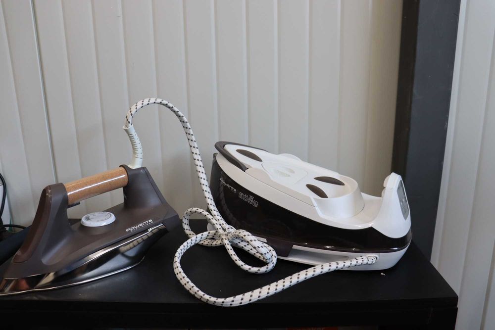 Парна ютия Rowenta VR7260