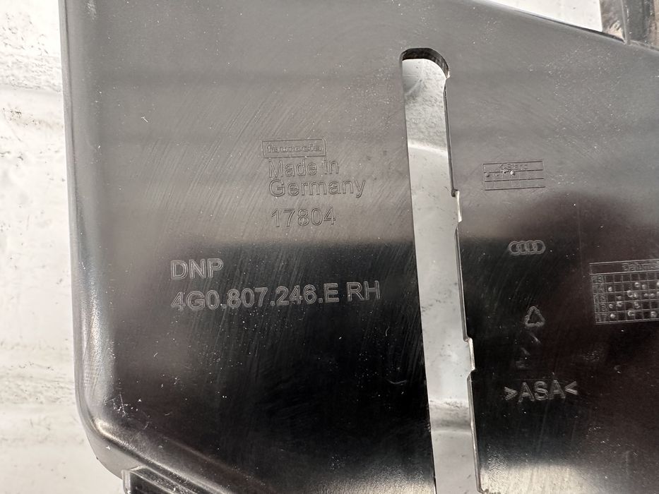 Дясна решетка AUDI A6 C7 ALLROAD Фейслифт 4G0807682AL 4G0807648F