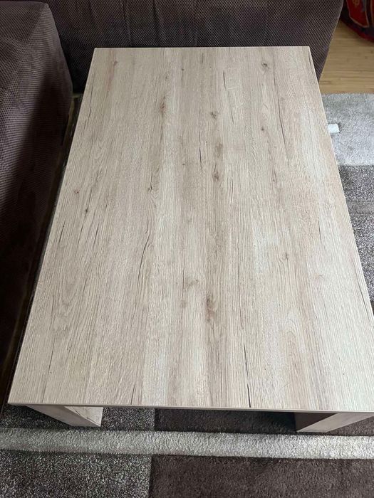 Ниска холна маса