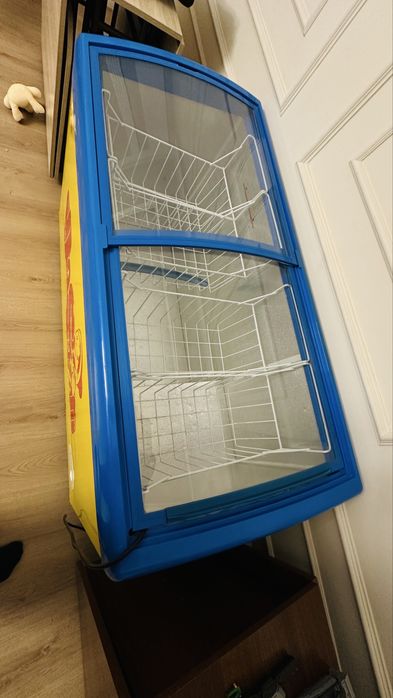 Морозильник 338л