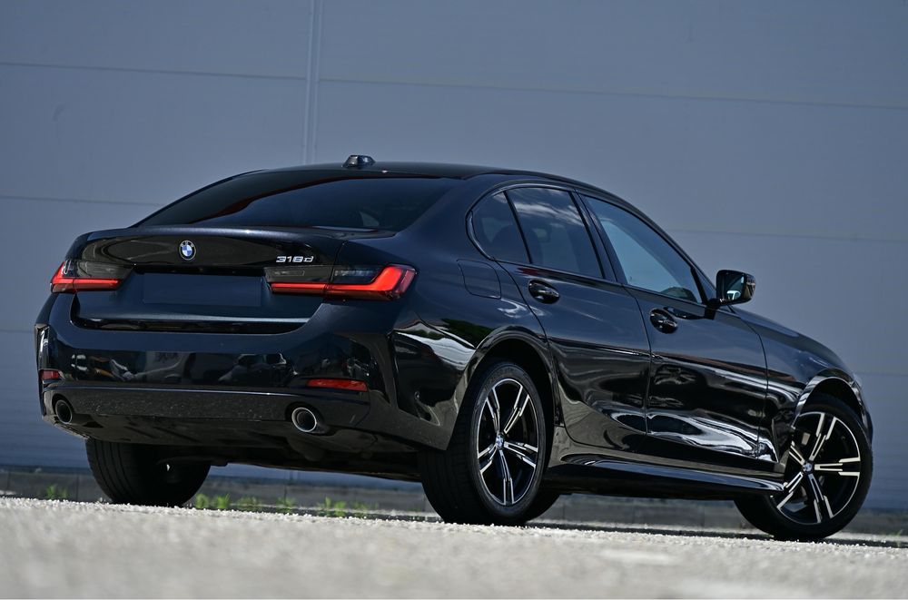 BMW 3 Series 2023 — imagine 5