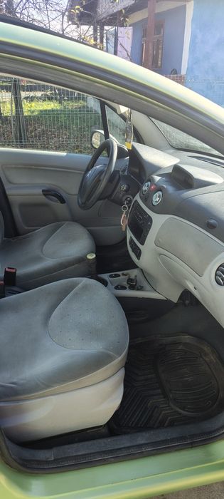 De vânzare  , Citroen