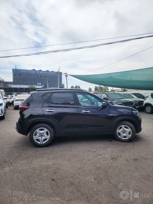 Kia Sonet 2025 yil