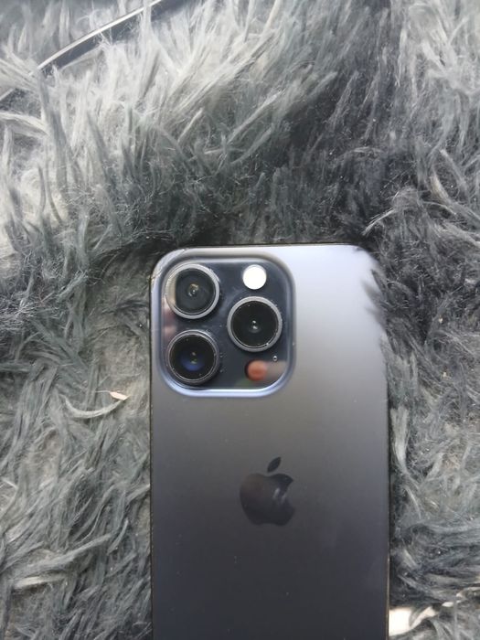 Iphon15 pro в хорошем состояние .