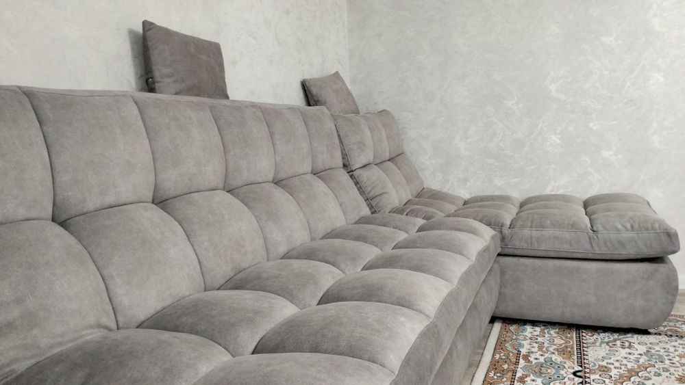 Продам диван для гостиной