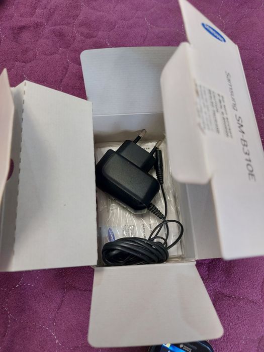 Кнопочный телефон Самсунг