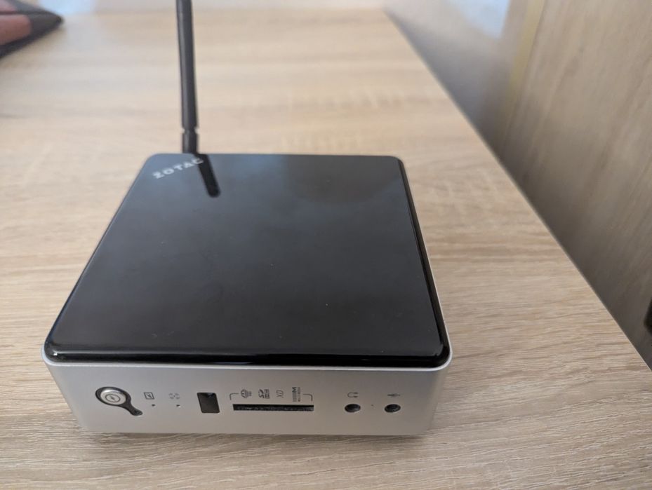 Calculator Mini PC Zotac
