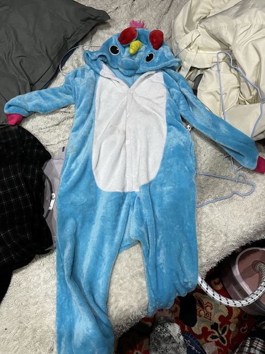 Отдаю не нужные вещи , садакка