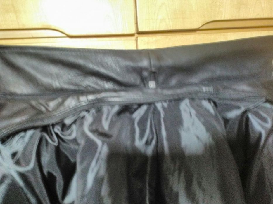 Geaca din piele de vitel - NOUA, marimea XL