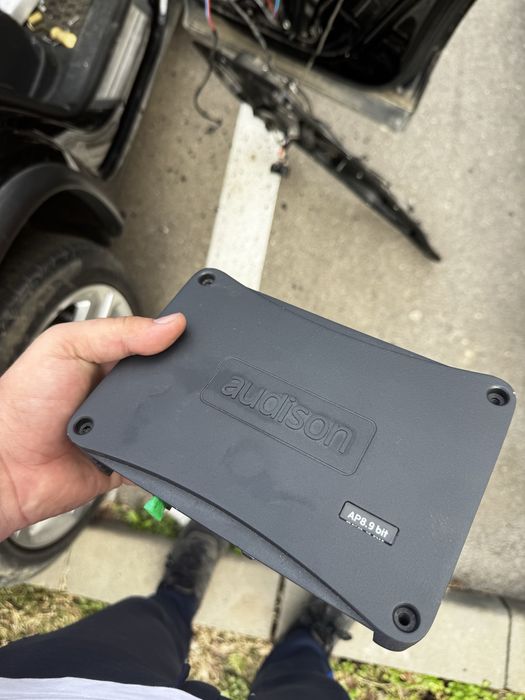 Vand amplificator audison ap 8.9 bit