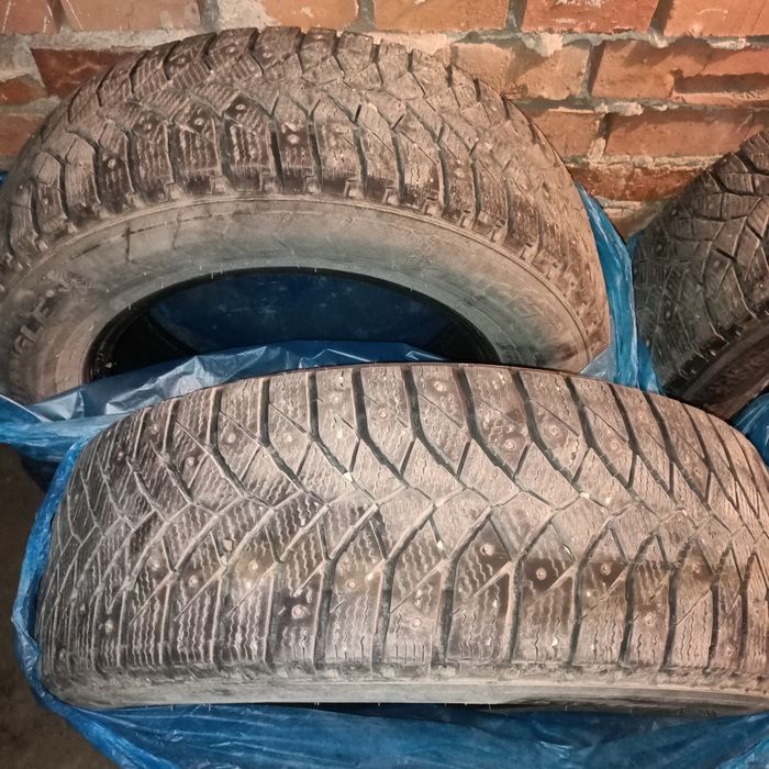 Продам зимнюю резину