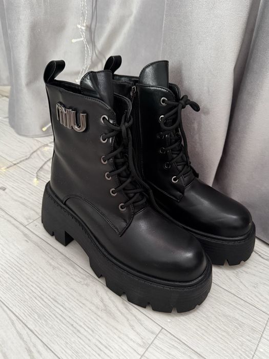 Продам зимние сапоги