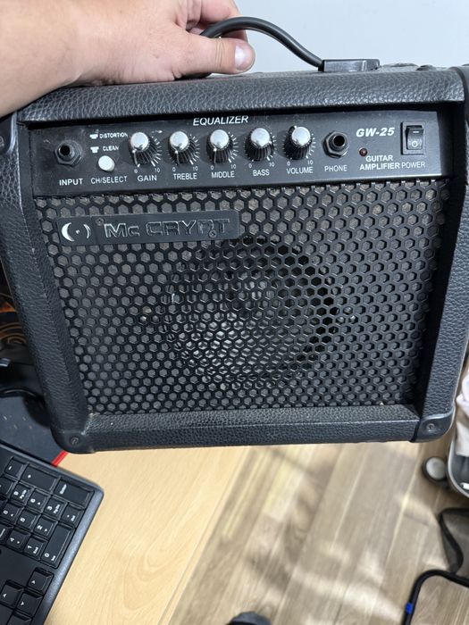 Boxa/Compact Chitara aproape NOU