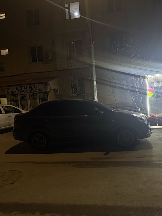 Nexia 3 4 pozitsiya avtomat ARENDA