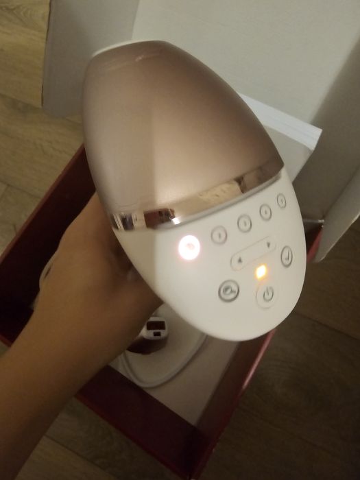 Фотоепилатор  Philips Lumea BRI958/00