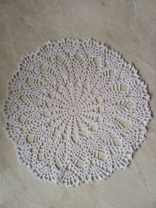 Салфетка ручной работы