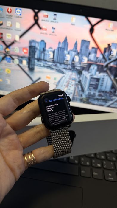 apple watch se (2 gen) 40mm 100%