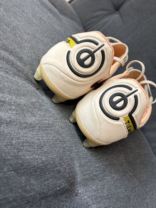 Футболни Обувки - Nike Tiempo Legend IX