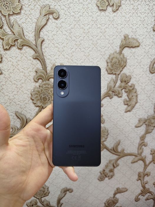 Galaxy S25 Edge 256гб почти янги