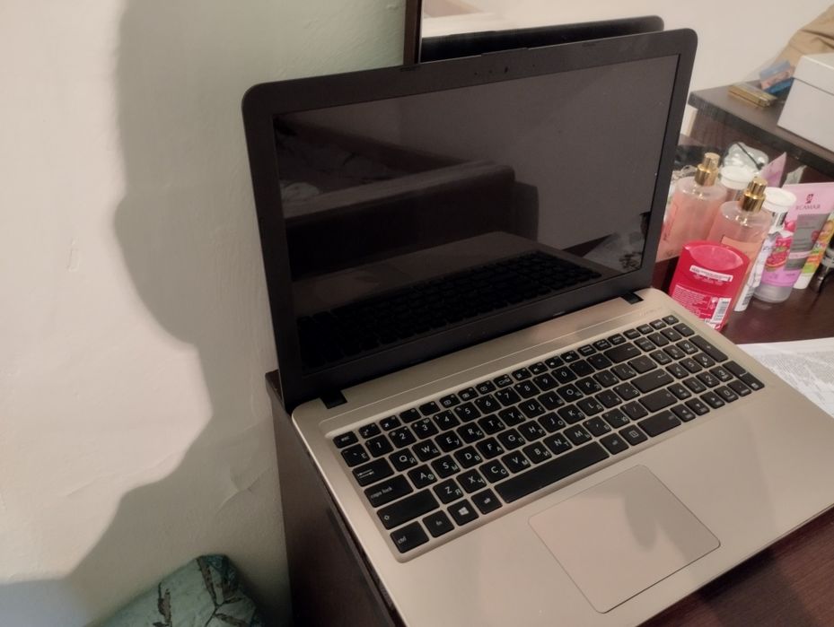 ноутбук ASUS Vivobook Core 13, 8GB