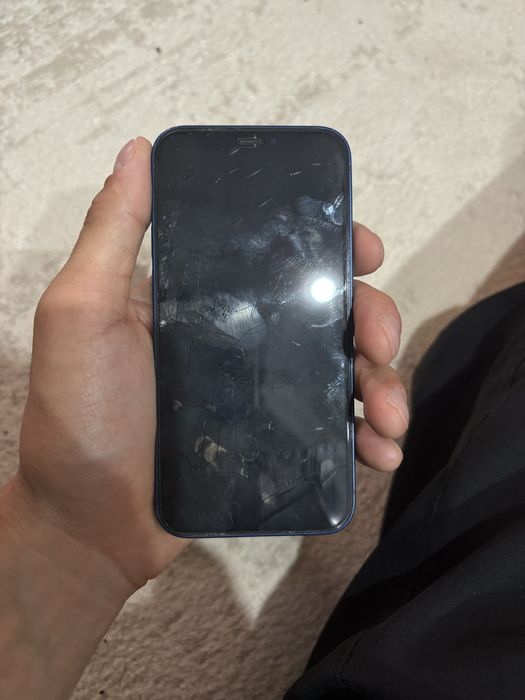 Продам айфон 12 mini