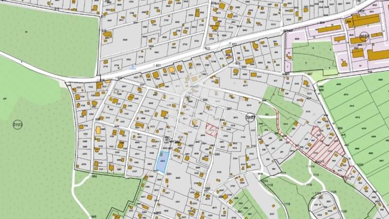 Ексклузивен урегулиран поземлен имот за продажба, с ток, вода и законн